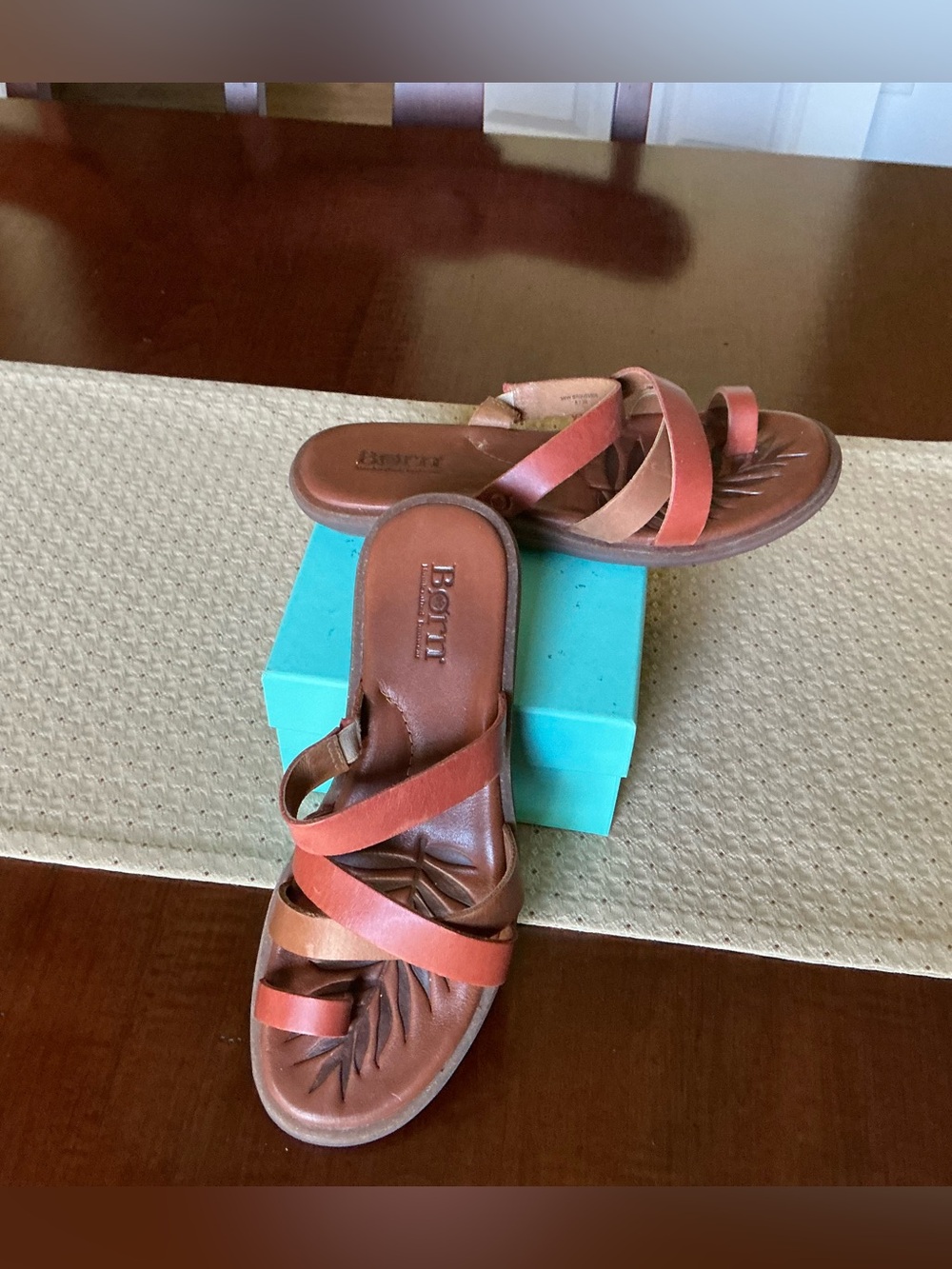 Born Cetina Strappy Leather Sandals Sz 8